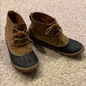 Sorel out n about boots